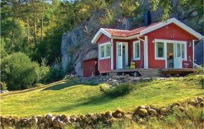 Two-Bedroom Holiday Home in Fjallbacka